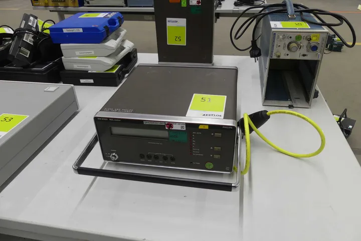 Philips RCL-Meter Typ: PM 6303